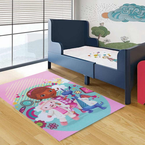 alfombra infantil doctora juguetes 42 x 67 cm diseno 1 vertical